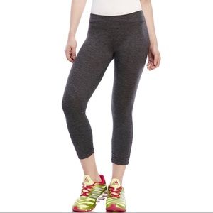 3/$25 Babakul :: Rushed Capri Legging